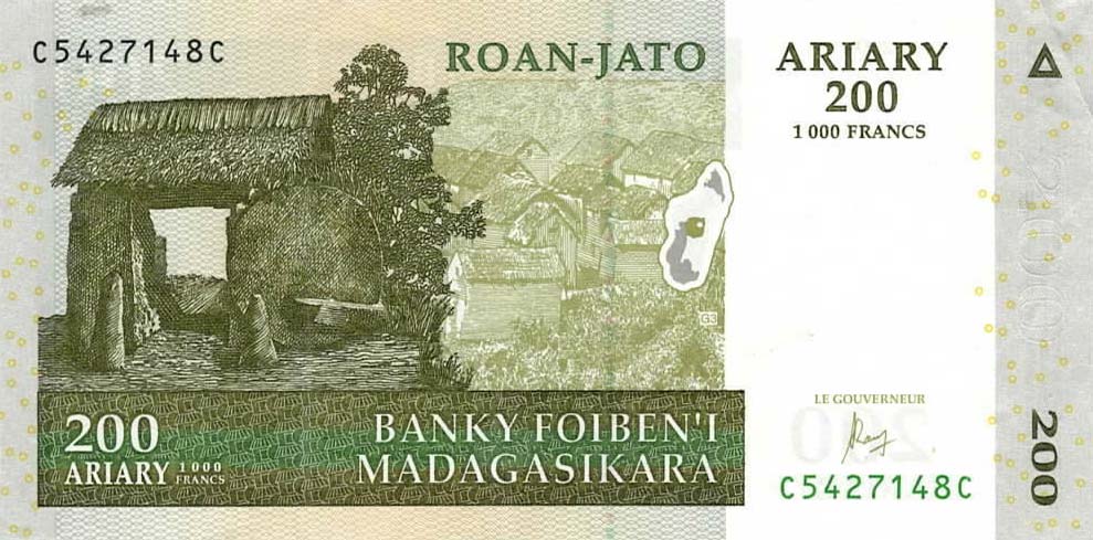 Front of Madagascar p87c: 200 Ariary from 2004