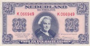 p71a from Netherlands: 2.5 Gulden from 1945