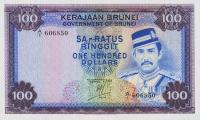 p10a from Brunei: 100 Ringgit from 1972
