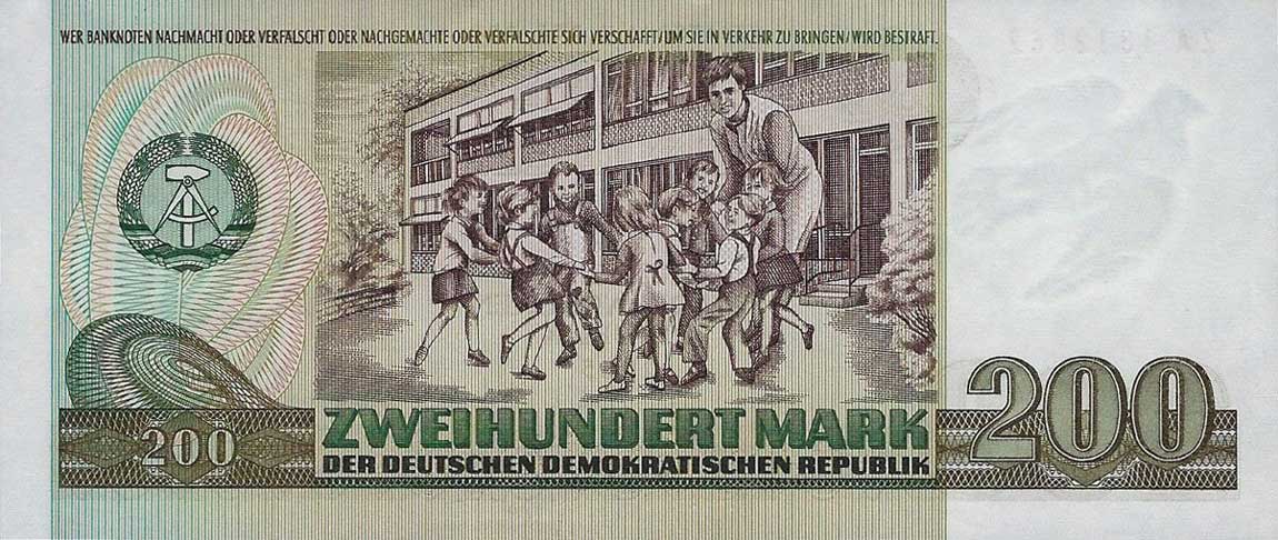 Back of German Democratic Republic p32r: 200 Mark from 1985