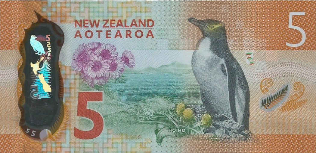 Back of New Zealand p191: 5 Dollars from 2015