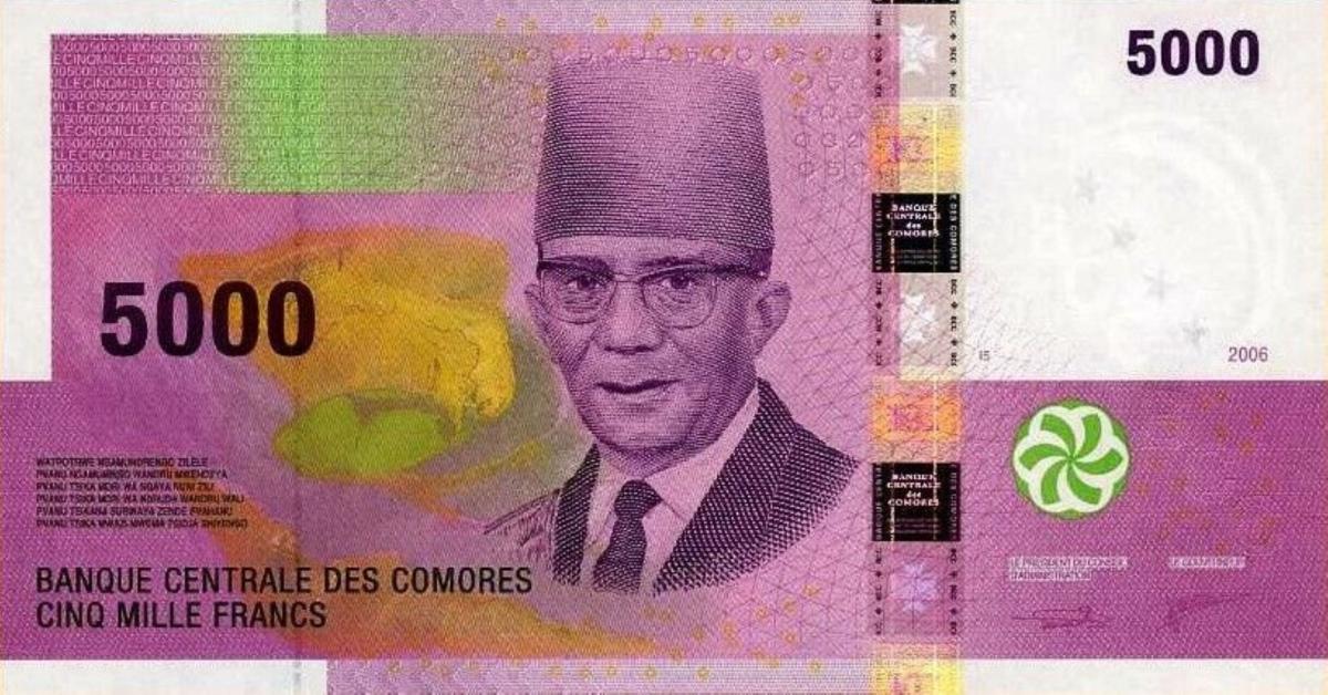 Front of Comoros p18c: 5000 Francs from 2020