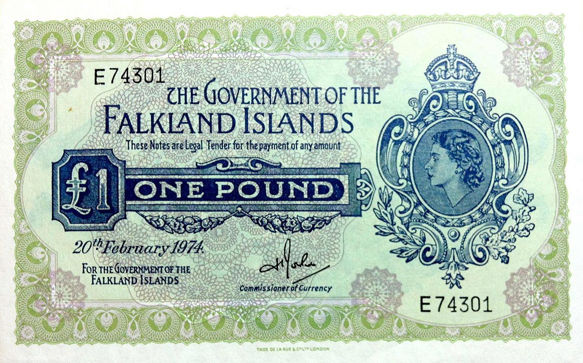 Front of Falkland Islands p8b: 1 Pound from 1974